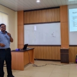 Assoc. Prof. Dr. Ade Oktarino Dorong Mahasiswa UNAJA Bijak dan Kritis Memanfaatkan AI dalam Penulisan Karya Ilmiah